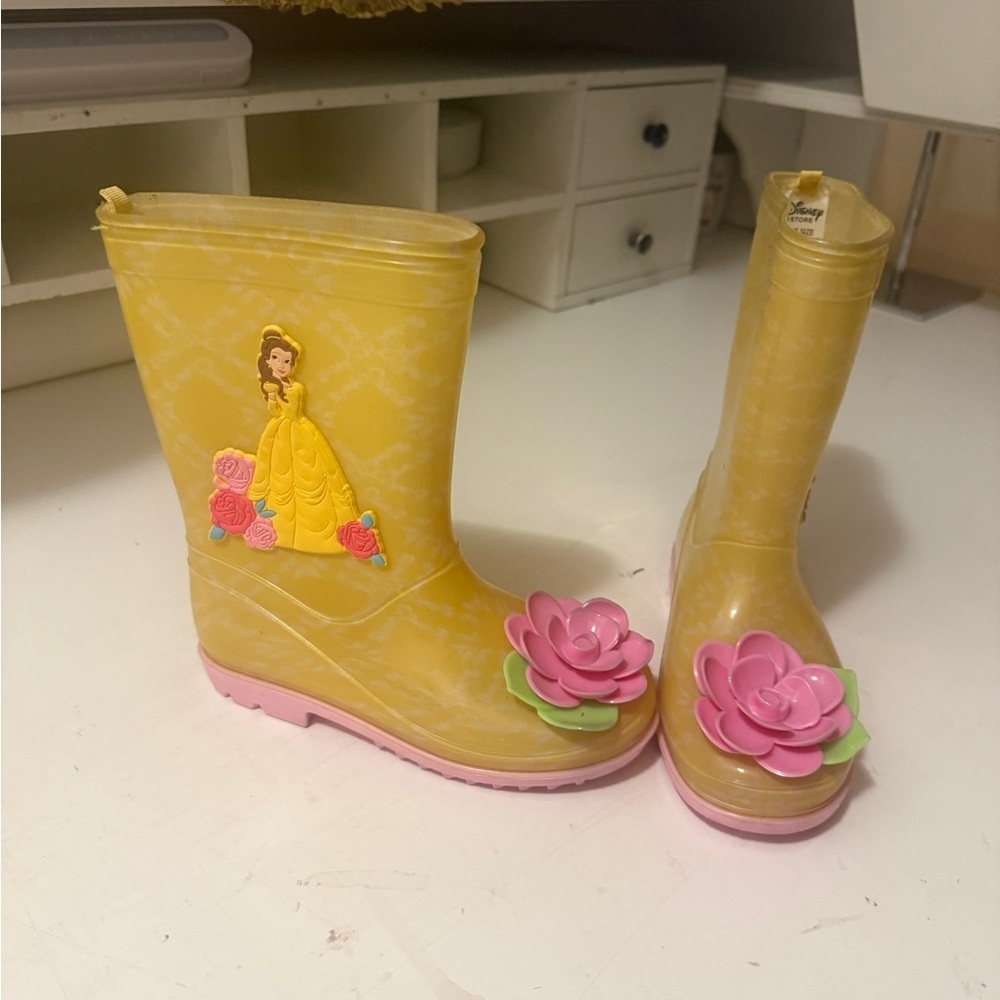 Disney Yellow Princess Rain Boots with Pink Accents - Picture 6 of 14